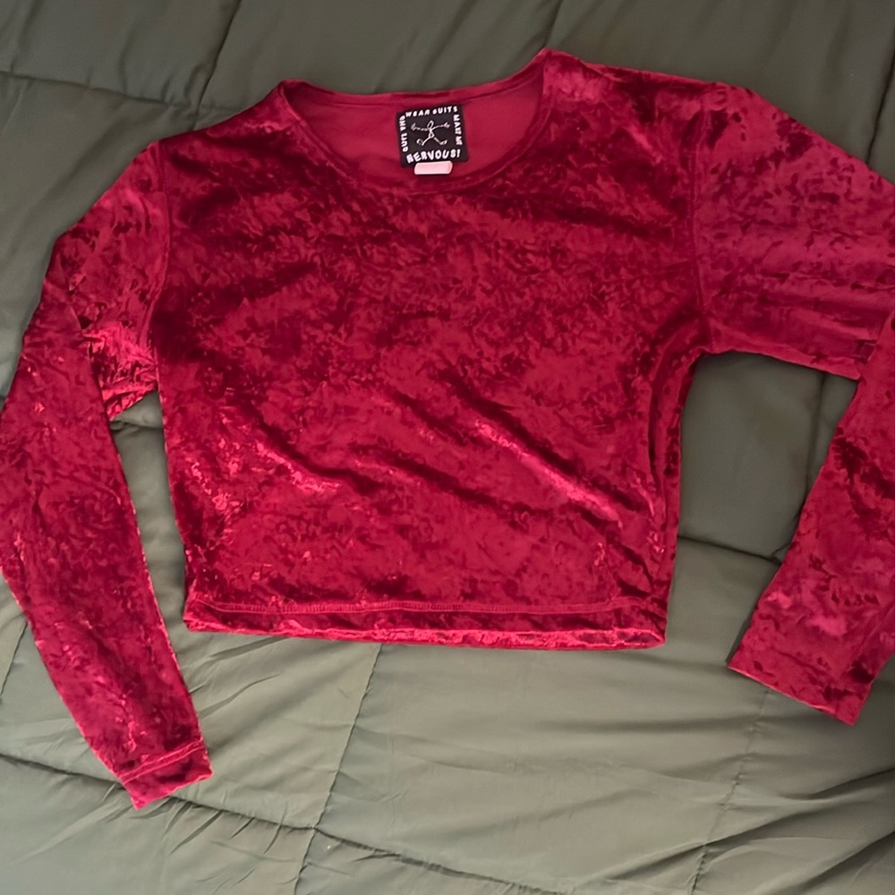 Red velvet cropped long sleeve shirt